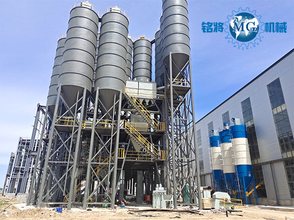 �ɻ�ɰ�{�O���I���O���߀�Ƕ��ֵĺ�